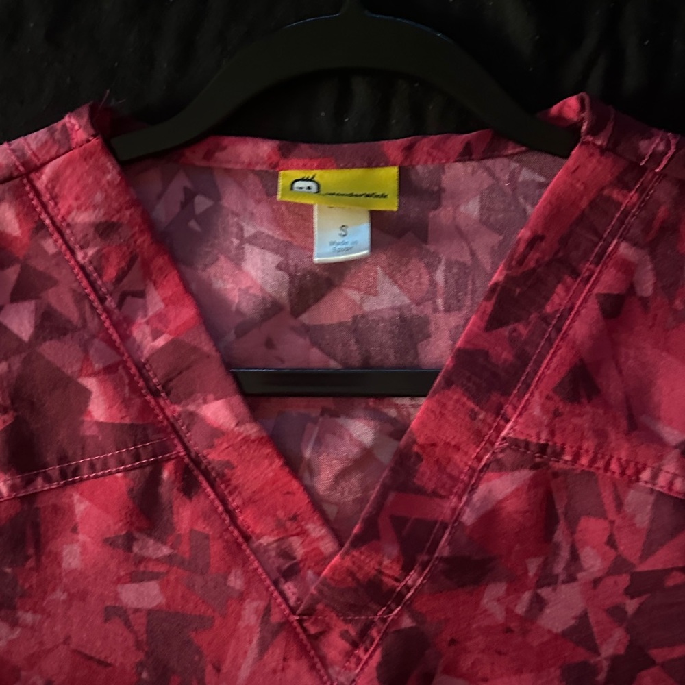 Wonder Wink Geometric V-Neck Scrub Top
